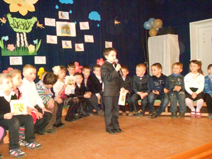 Пташок викликаю із теплого краю Пташок викликаю із теплого краю