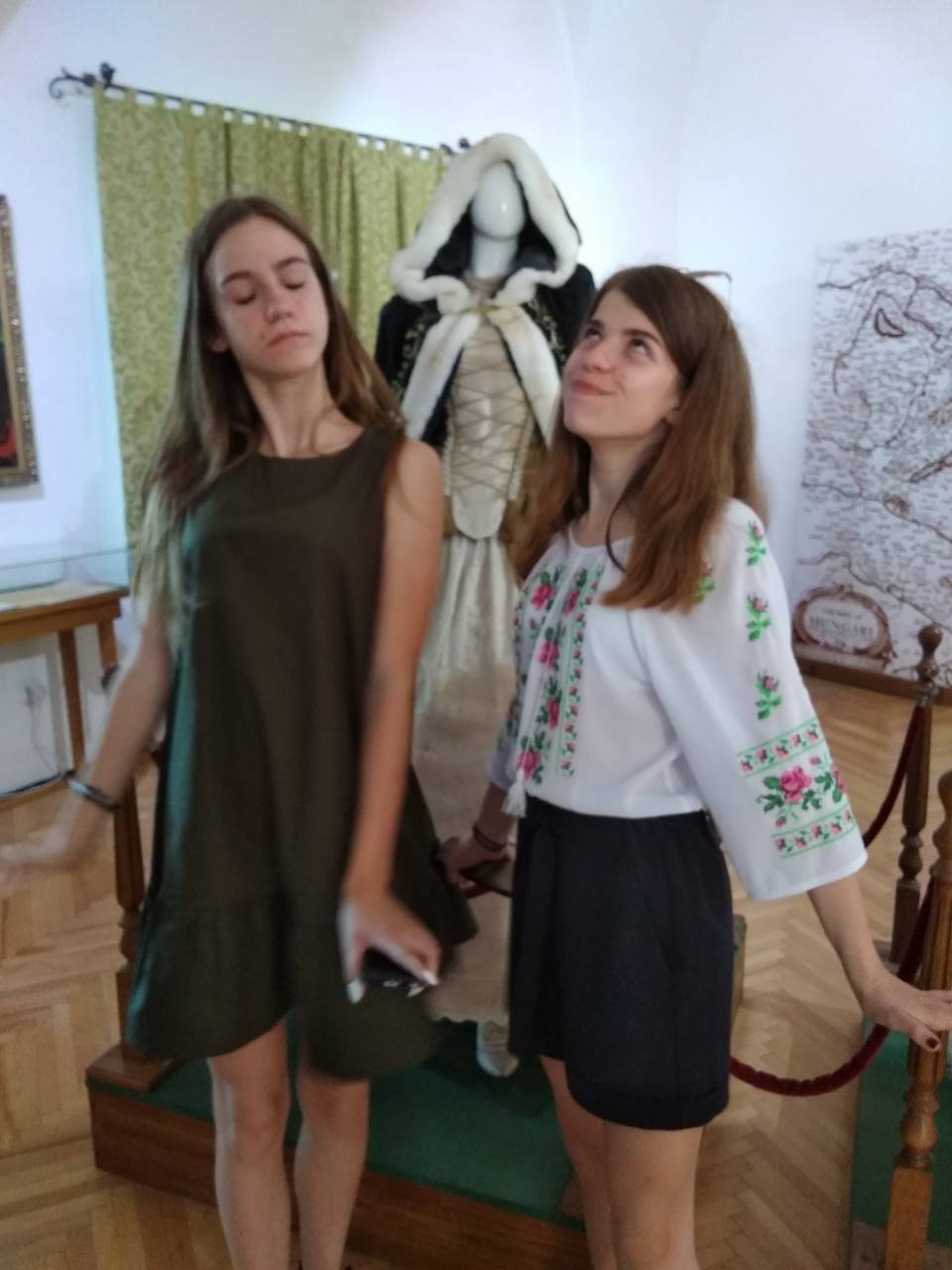 Випускний у Карпатах Випускний у Карпатах