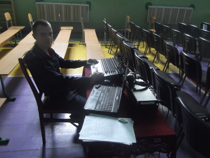 Урочисте вручення атестатів Урочисте вручення атестатів