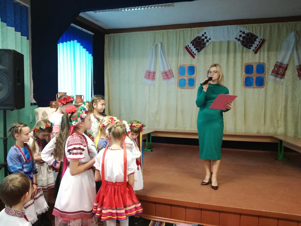 Вечорниці у 4-Б класі Вечорниці у 4-Б класі
