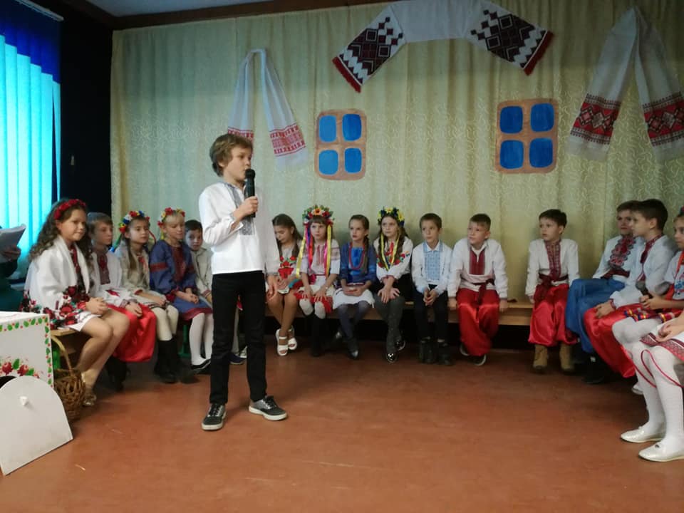 Вечорниці у 4-Б класі Вечорниці у 4-Б класі