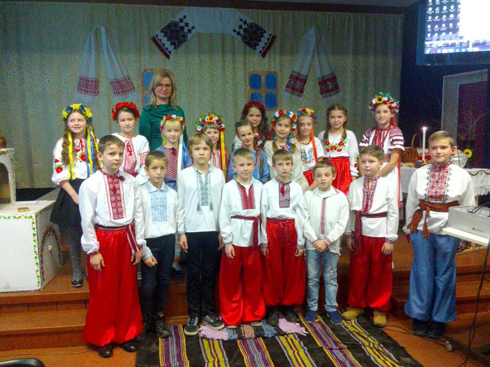 Вечорниці у 4-Б класі Вечорниці у 4-Б класі