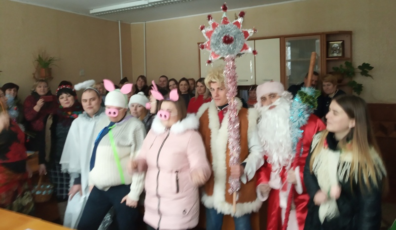 Від хати до хати ходили щедрувати... Від хати до хати ходили щедрувати...