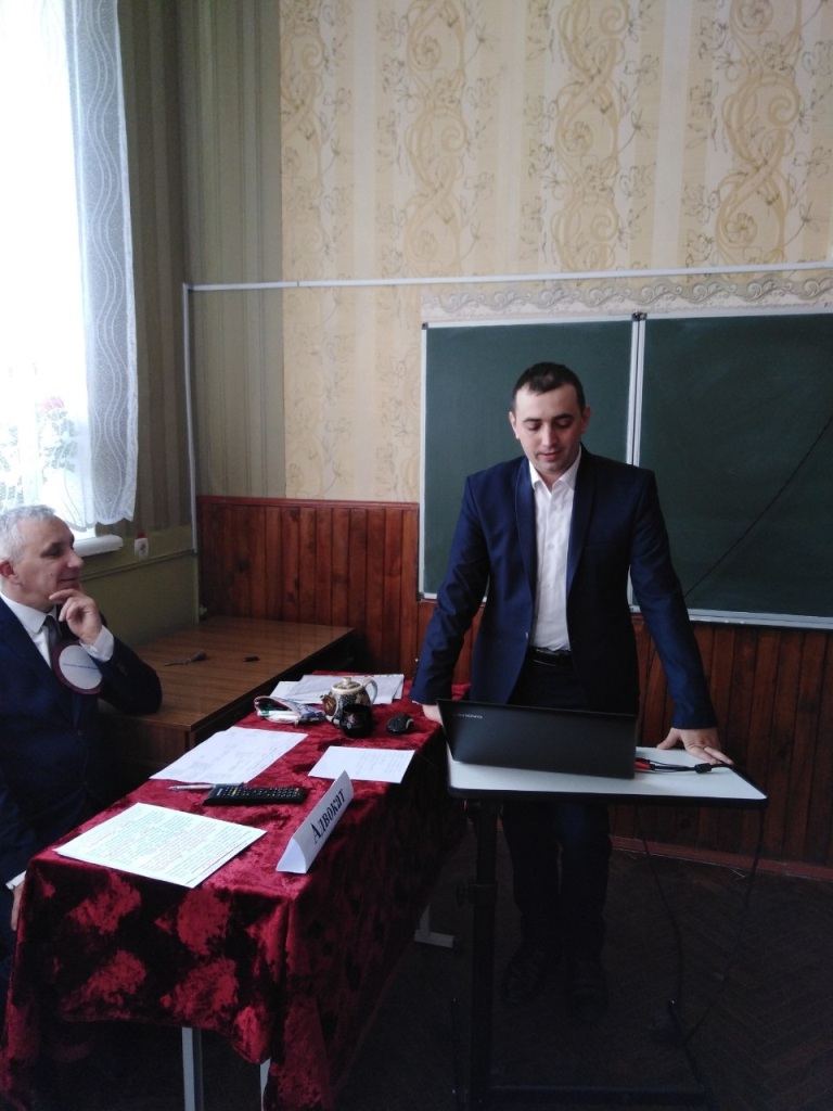 Суд присяжних виносив вердикт вчителям Суд присяжних виносив вердикт вчителям