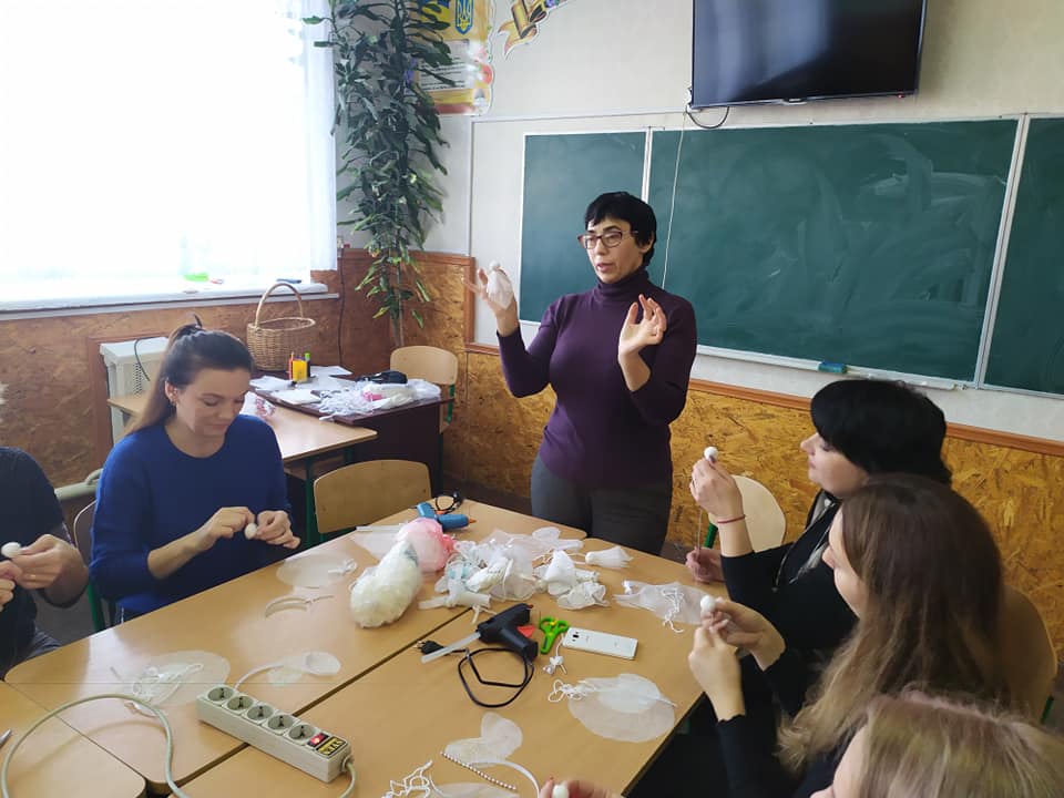 Відбувся майстер-клас з виготовлення новорічної іграшки Відбувся майстер-клас з виготовлення новорічної іграшки