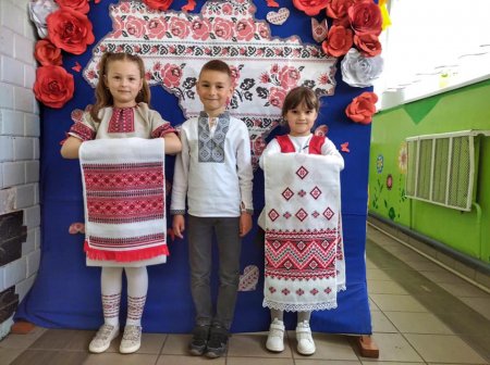 День вишиванки у Любомльському ЗЗСО I-III ст.№ 2 День вишиванки у Любомльському ЗЗСО I-III ст.№ 2