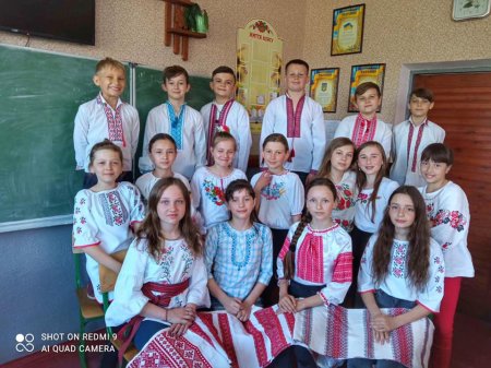 День вишиванки у Любомльському ЗЗСО I-III ст.№ 2 День вишиванки у Любомльському ЗЗСО I-III ст.№ 2