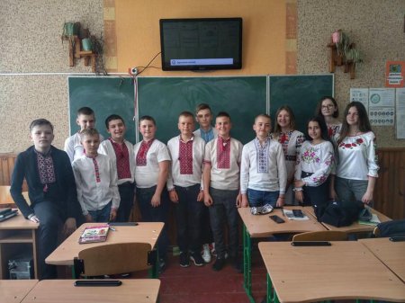 День вишиванки у Любомльському ЗЗСО I-III ст.№ 2 День вишиванки у Любомльському ЗЗСО I-III ст.№ 2