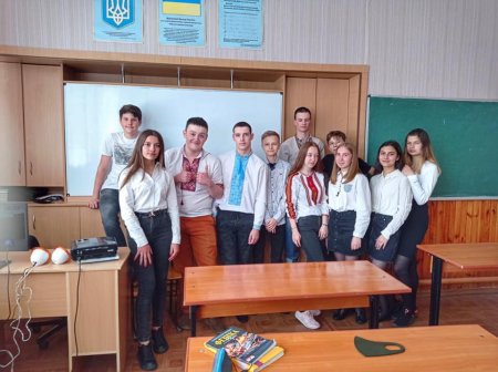День вишиванки у Любомльському ЗЗСО I-III ст.№ 2 День вишиванки у Любомльському ЗЗСО I-III ст.№ 2