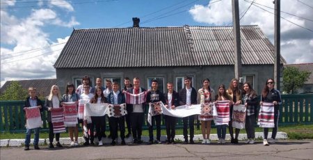 День вишиванки у Любомльському ЗЗСО I-III ст.№ 2 День вишиванки у Любомльському ЗЗСО I-III ст.№ 2