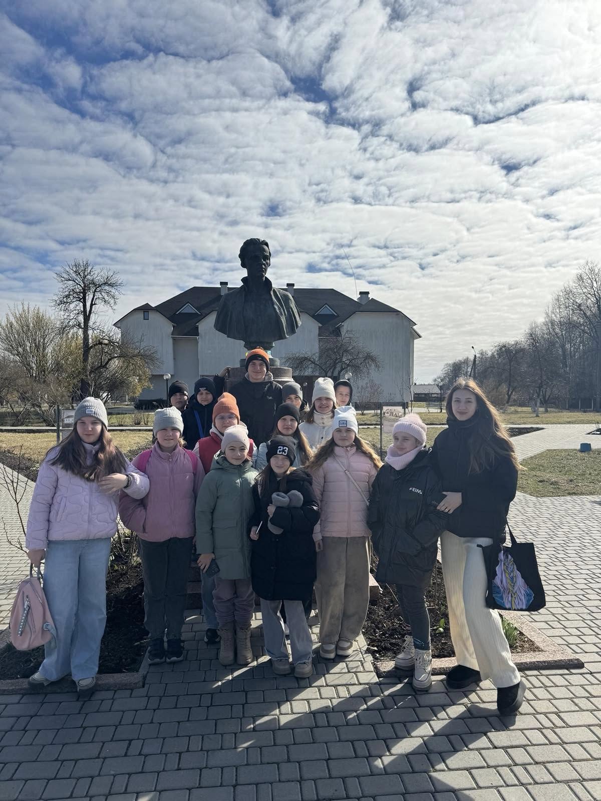 +1 день у скарбничку спогадів 4-В класу! +1 день у скарбничку спогадів 4-В класу!