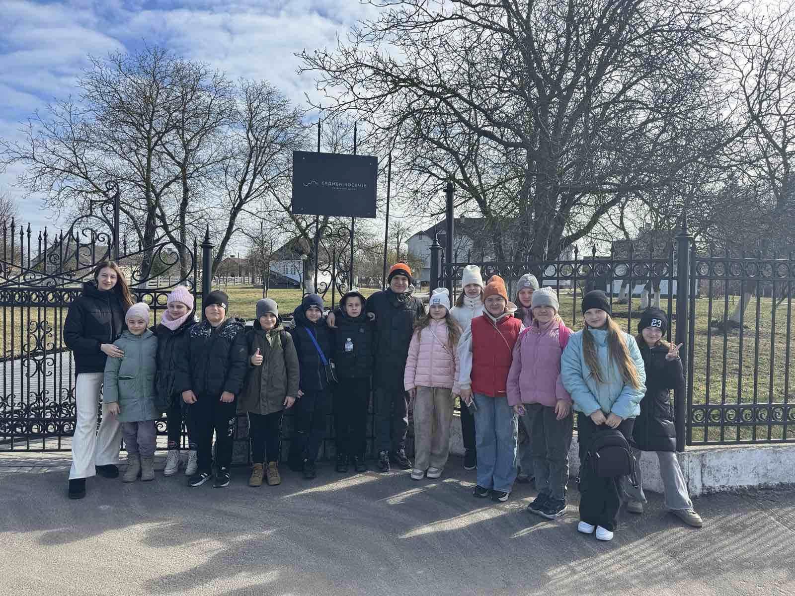 +1 день у скарбничку спогадів 4-В класу! +1 день у скарбничку спогадів 4-В класу!
