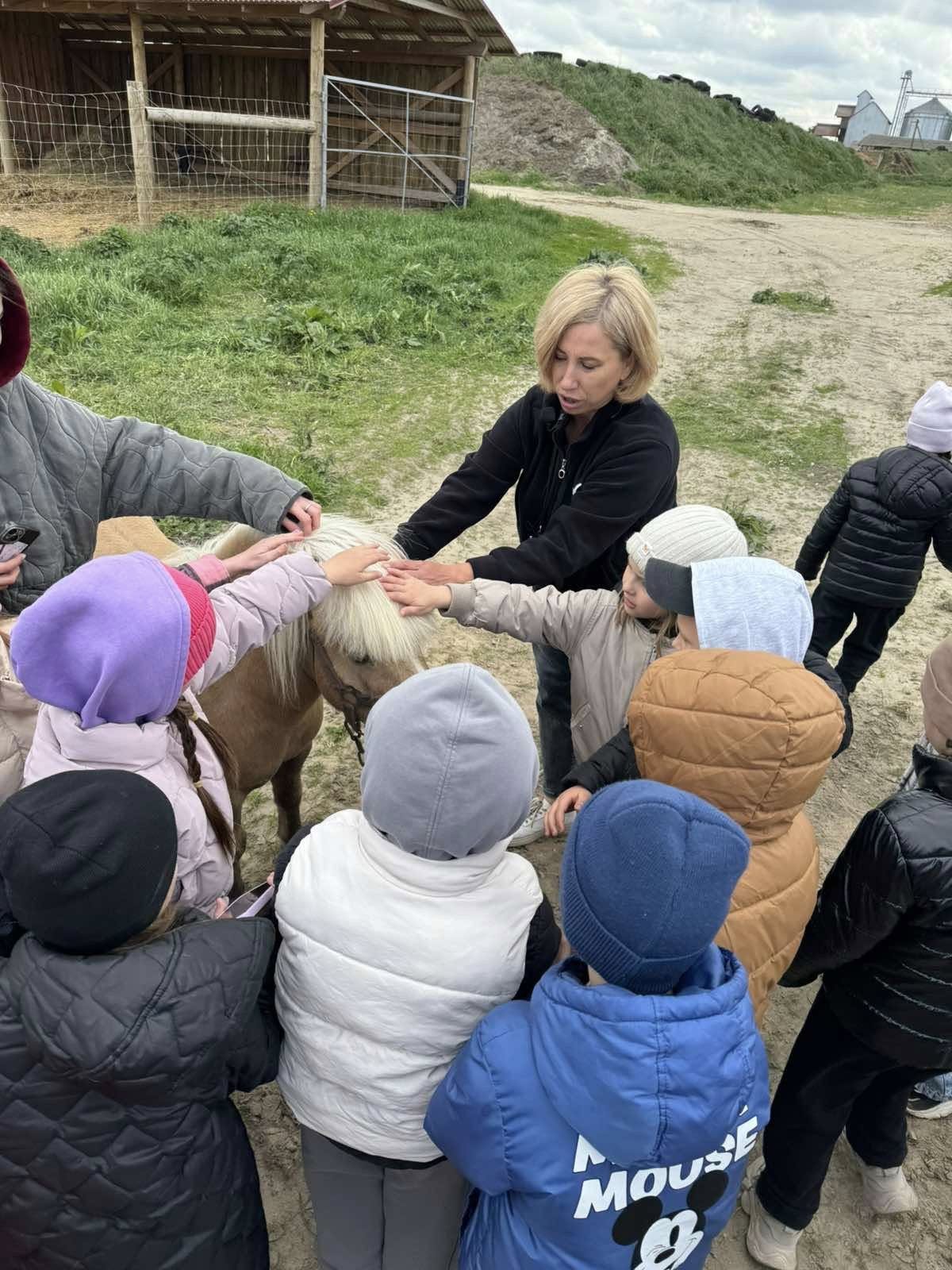 Незабутня екскурсія першокласників Незабутня екскурсія першокласників