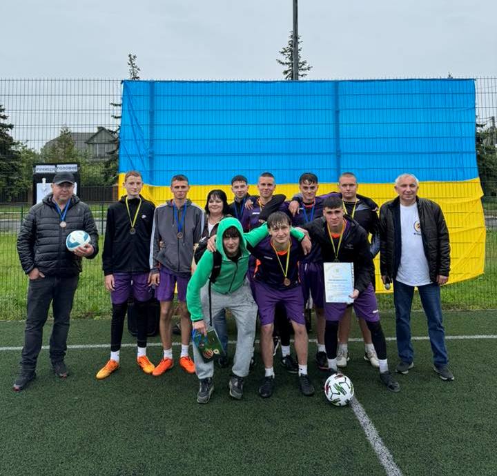 Турнір з мініфутболу: Кубок директора поїхав у Забродівську громаду! Турнір з мініфутболу: Кубок директора поїхав у Забродівську громаду!