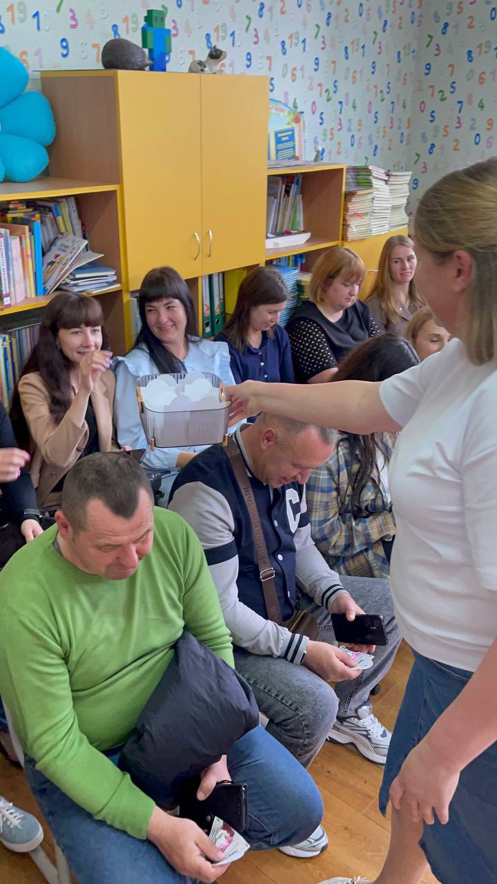 «Порадійте ви за нас — ми йдемо у п’ятий клас!» «Порадійте ви за нас — ми йдемо у п’ятий клас!»