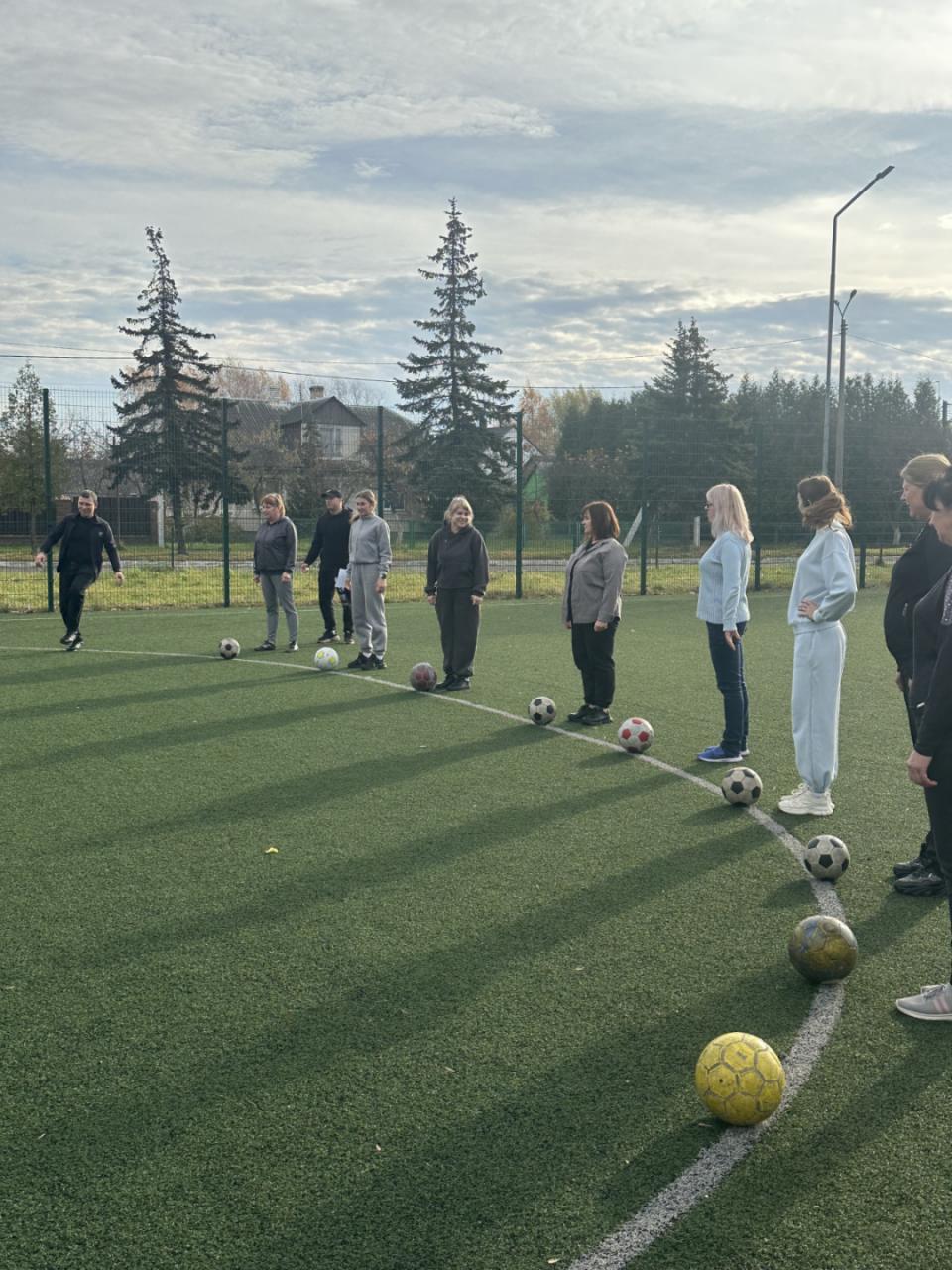 Формування здорового способу життя — у центрі уваги педагогів нашого ліцею Формування здорового способу життя — у центрі уваги педагогів нашого ліцею