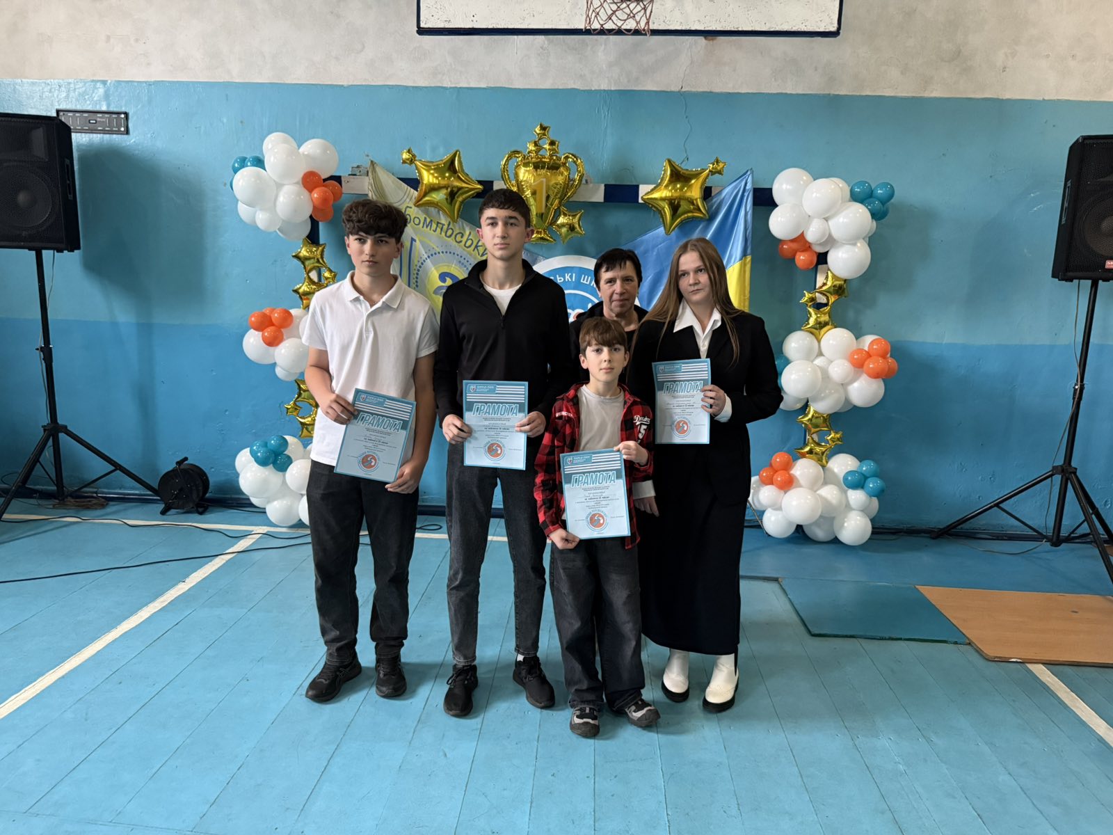 Урочисто привітали переможців, призерів змагань «Пліч-о-пліч»! Урочисто привітали переможців, призерів змагань «Пліч-о-пліч»!