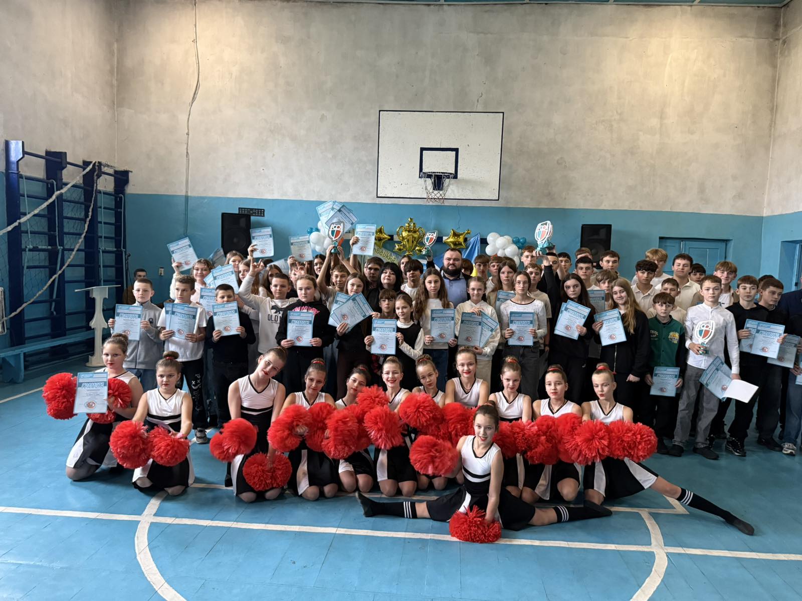 Урочисто привітали переможців, призерів змагань «Пліч-о-пліч»! Урочисто привітали переможців, призерів змагань «Пліч-о-пліч»!