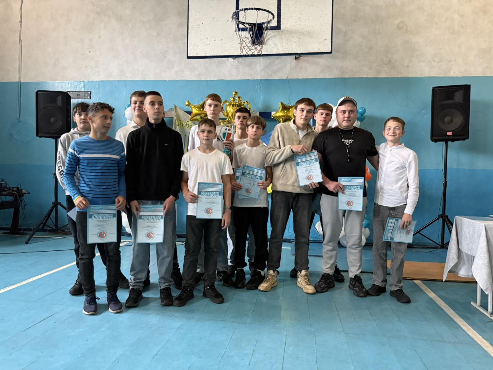 Урочисто привітали переможців, призерів змагань «Пліч-о-пліч»! Урочисто привітали переможців, призерів змагань «Пліч-о-пліч»!