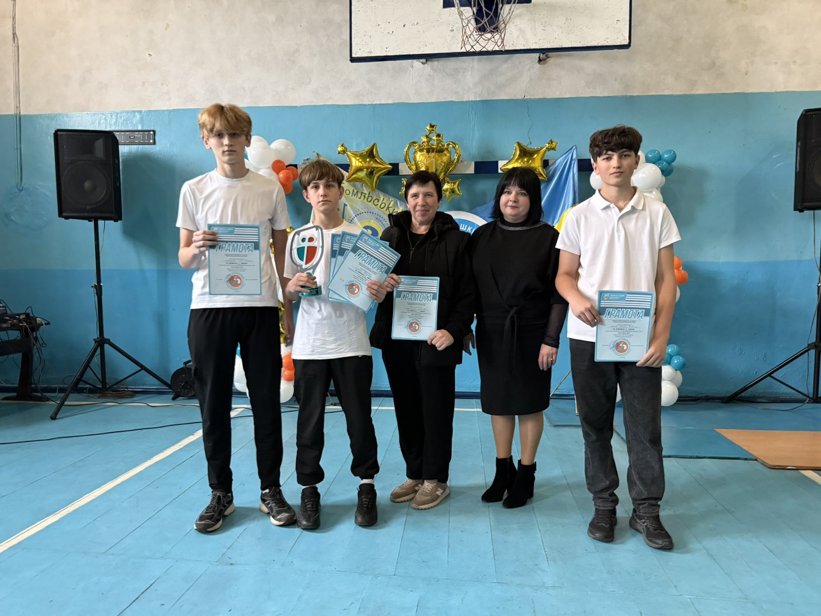 Урочисто привітали переможців, призерів змагань «Пліч-о-пліч»! Урочисто привітали переможців, призерів змагань «Пліч-о-пліч»!